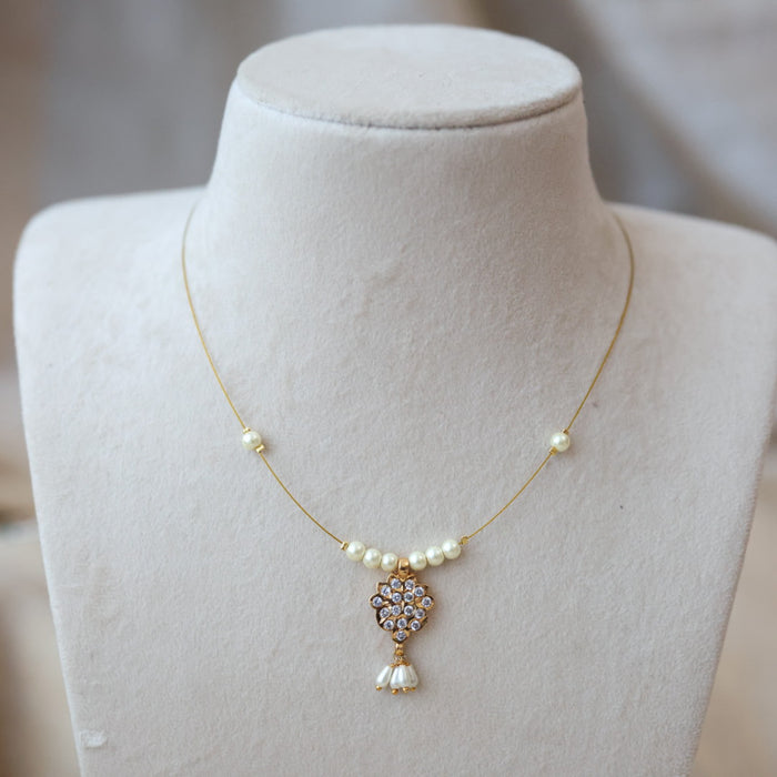 Heritage invisible short necklace IN4563