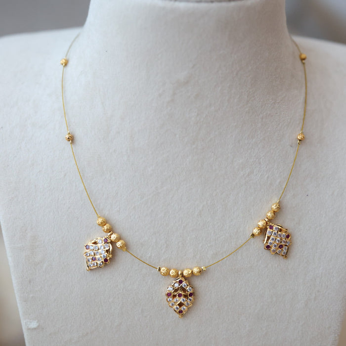 Heritage invisible short necklace IN4566