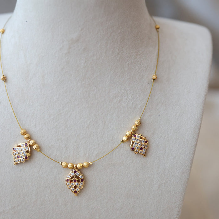 Heritage invisible short necklace IN4566