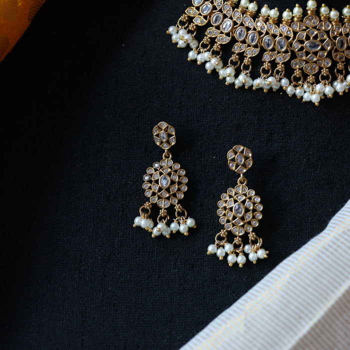 Antique white stone choker necklace and earrings CCB11145