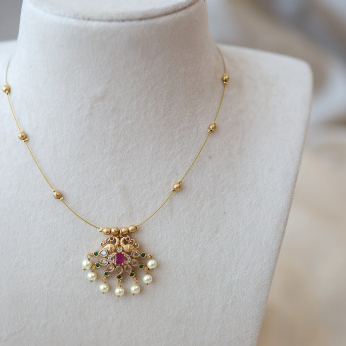 Antique invisible short necklace IN4574