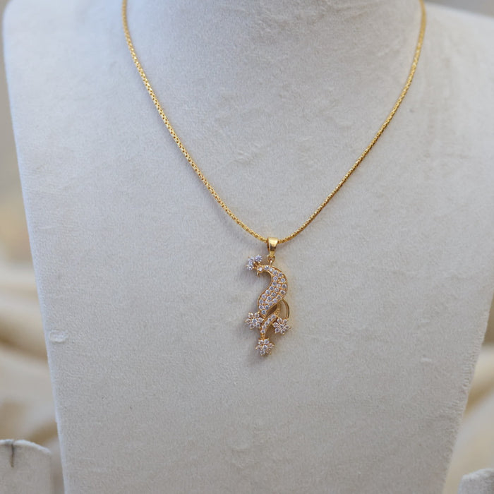 Heritage gold plated simple short chain with pendant  HC34566