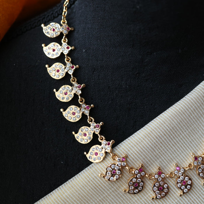 Heritage gold plated short necklace HP212