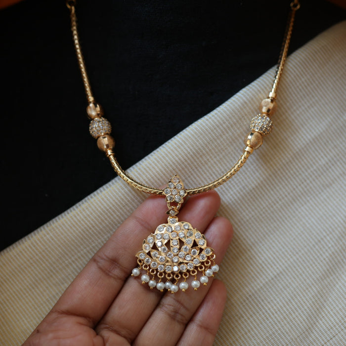 Heritage gold plated short necklace HP218