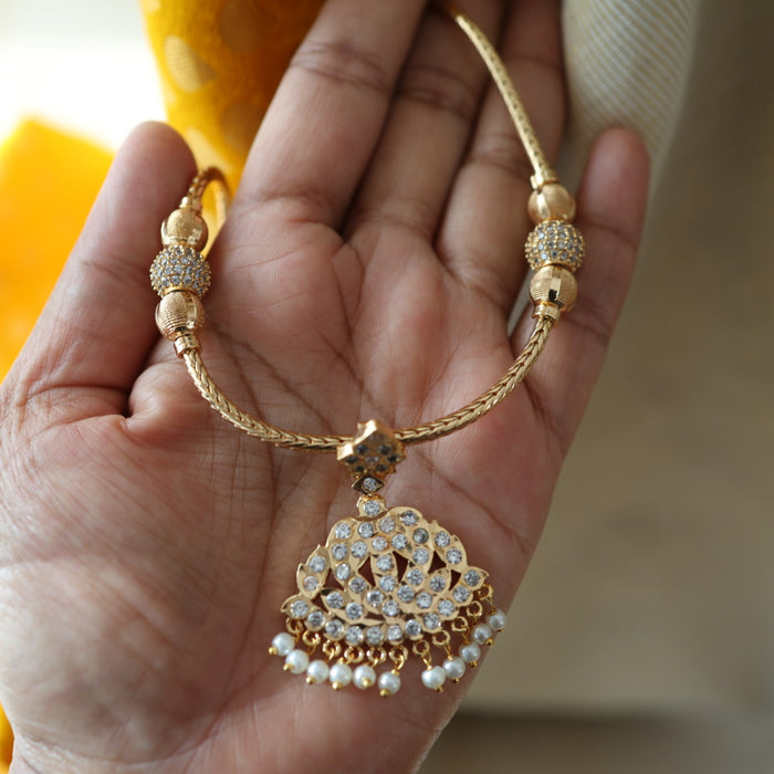 Heritage gold plated short necklace HP218