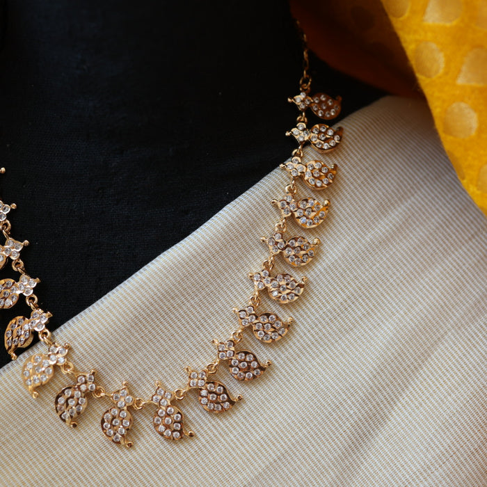 Heritage gold plated short necklace HP220