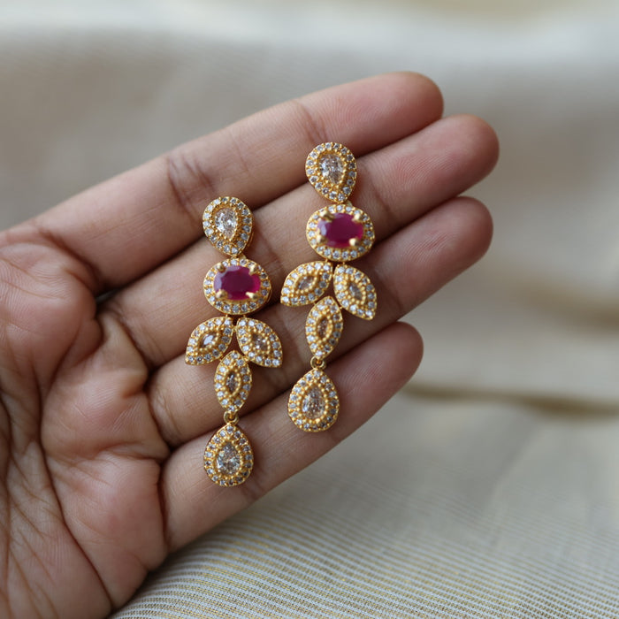 Heritage gold plated ruby white stone studd earrings HS121