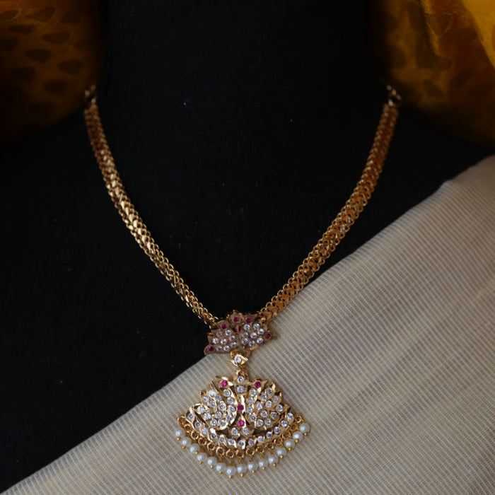 Heritage gold plated short necklace H432
