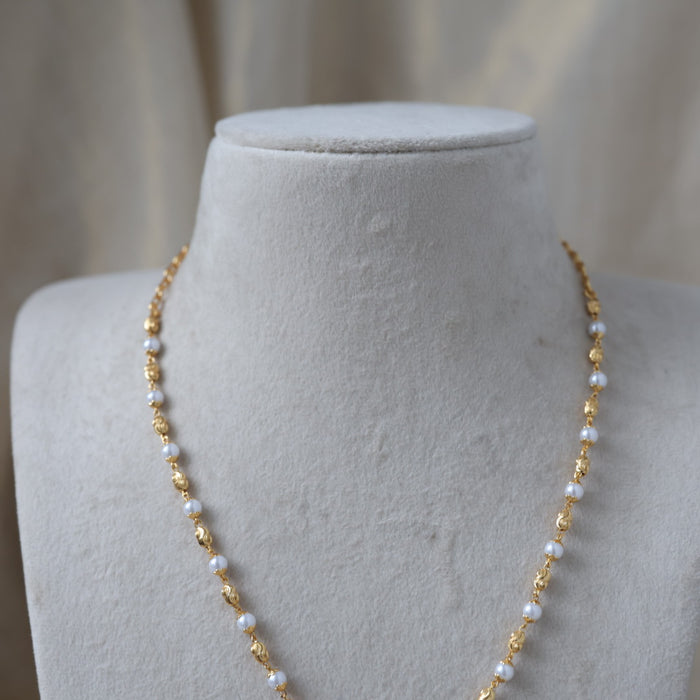 Heritage gold plated white stone mango design choker necklace H811