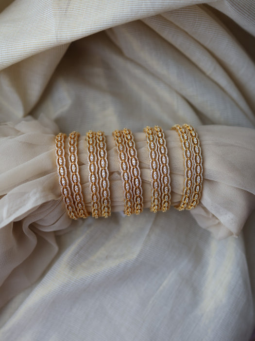 Heritage gold plated white stone bangle (1 set  of 2 bangles) HB7813