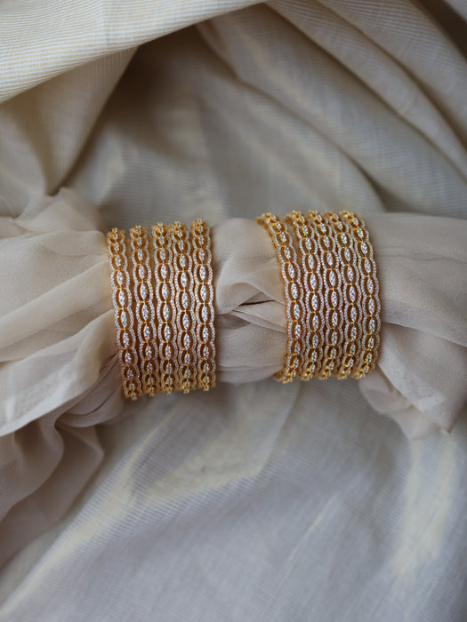 Heritage gold plated white stone bangle (1 set  of 2 bangles) HB7813