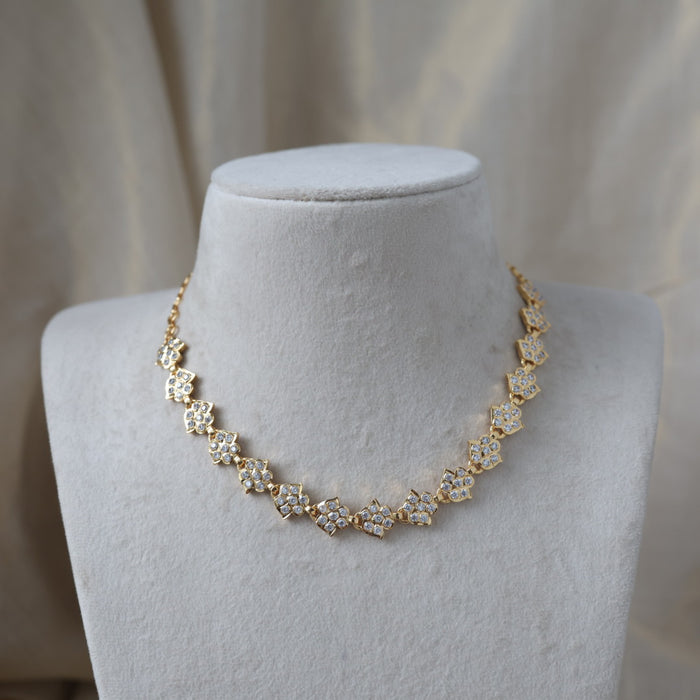 Heritage gold plated short necklace H67282