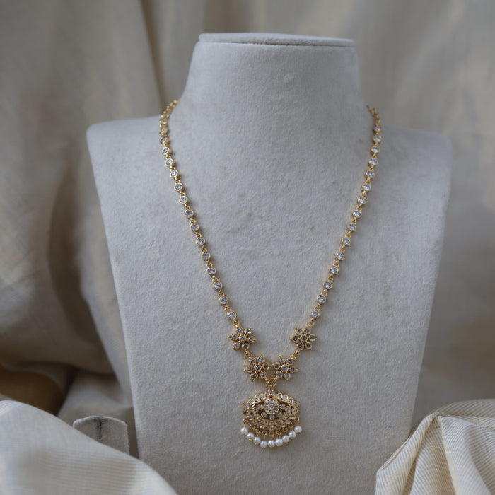 Heritage gold plated short necklace H42333
