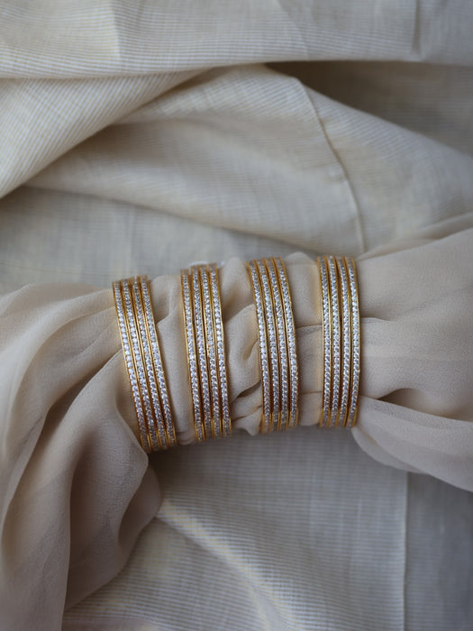 Heritage gold plated white stone bangle (1 set  of 4 bangles) HB2754