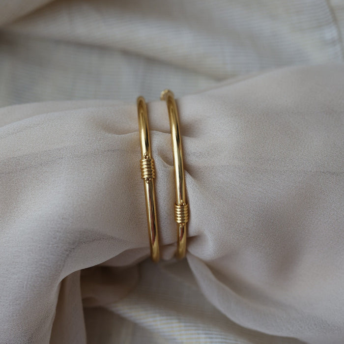 Heritage gold plated gold bangle (1 set  of 2 bangles) HB589