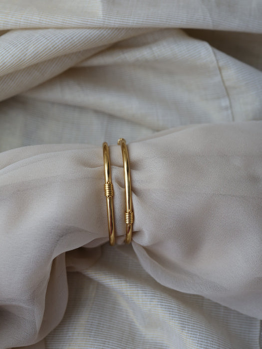 Heritage gold plated gold bangle (1 set  of 2 bangles) HB589