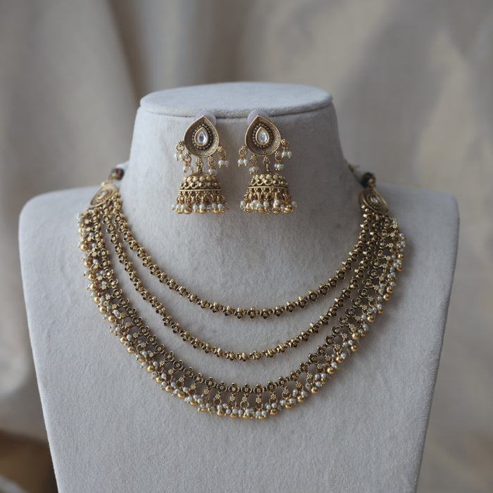 Antique gold layer short necklace and earrings G9367