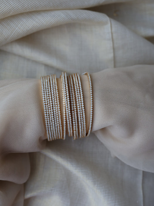 Heritage gold plated cloudy white stone bangle (1 set  of 4 bangles) HB212