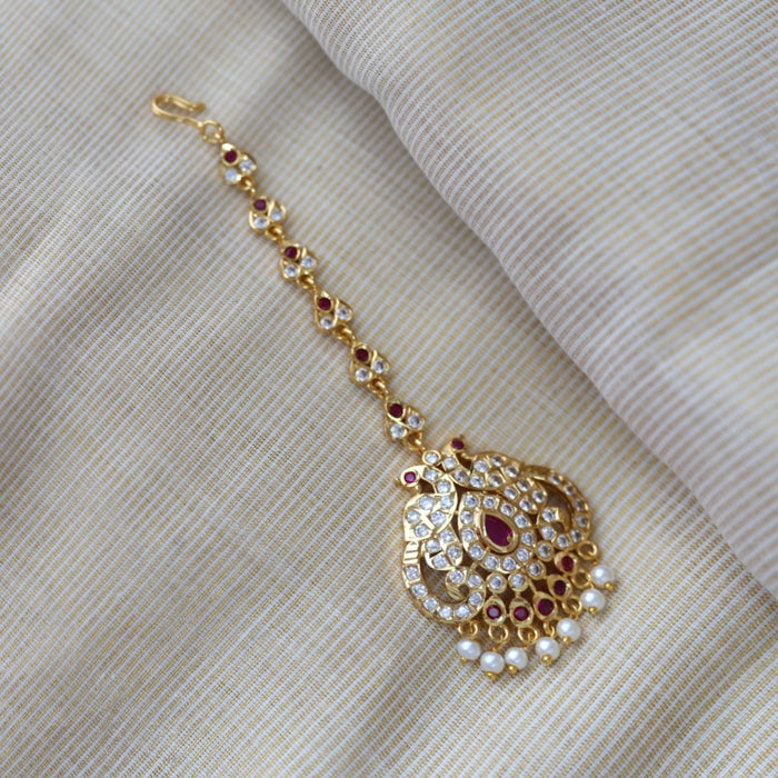 Heritage gold plated ruby white stone tikka HT1245