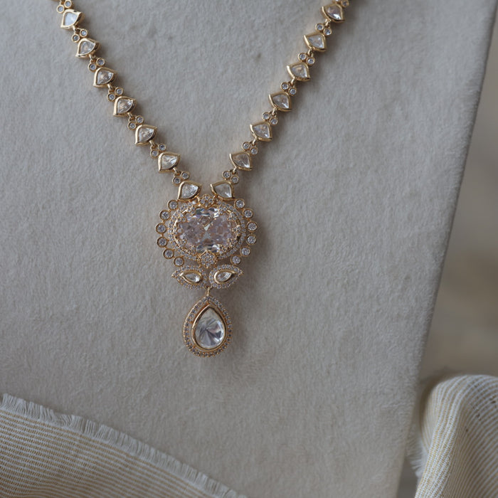 Kundan white stone short necklace with earrings MS2334