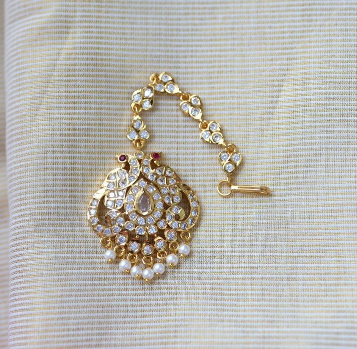 Heritage gold plated white stone tikka HT3211