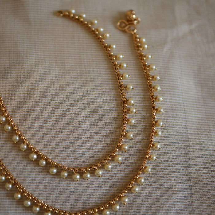 Antique gold and pearl traditional stone anklet HAN329
