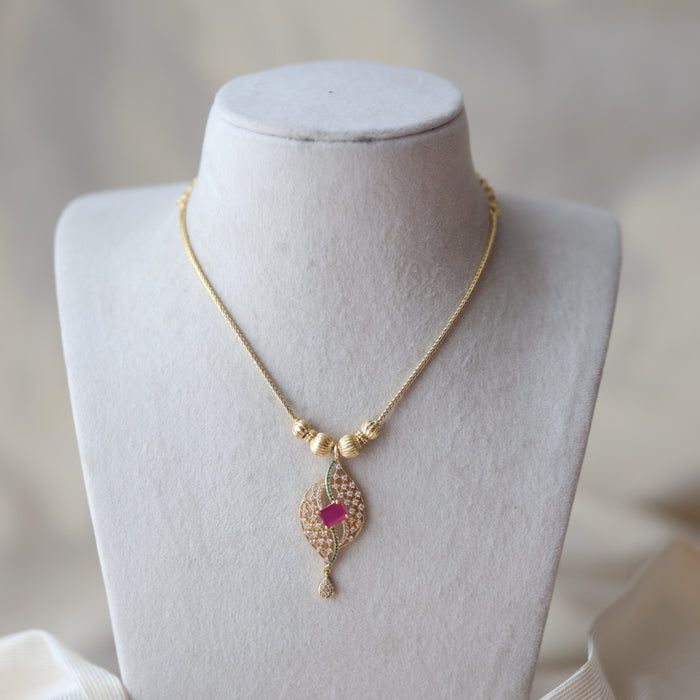 Heritage gold plated short necklace H3546