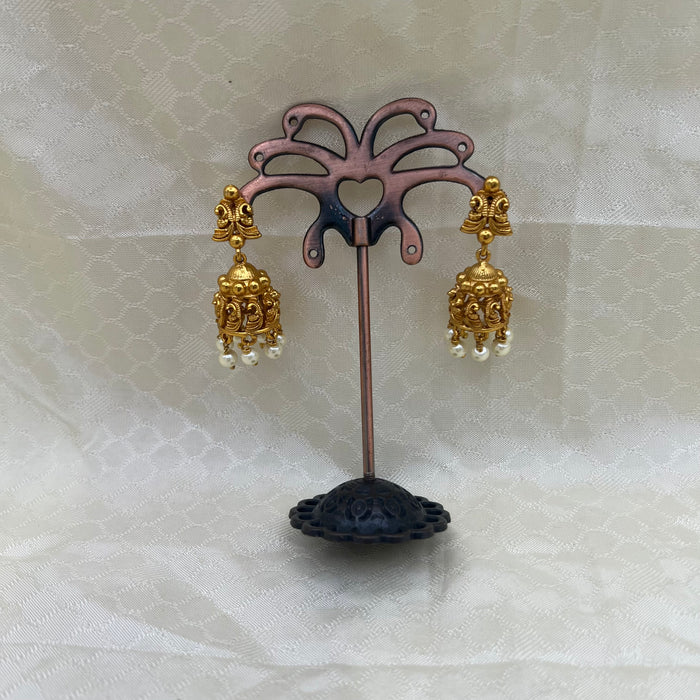 Clearance Antique short necklace