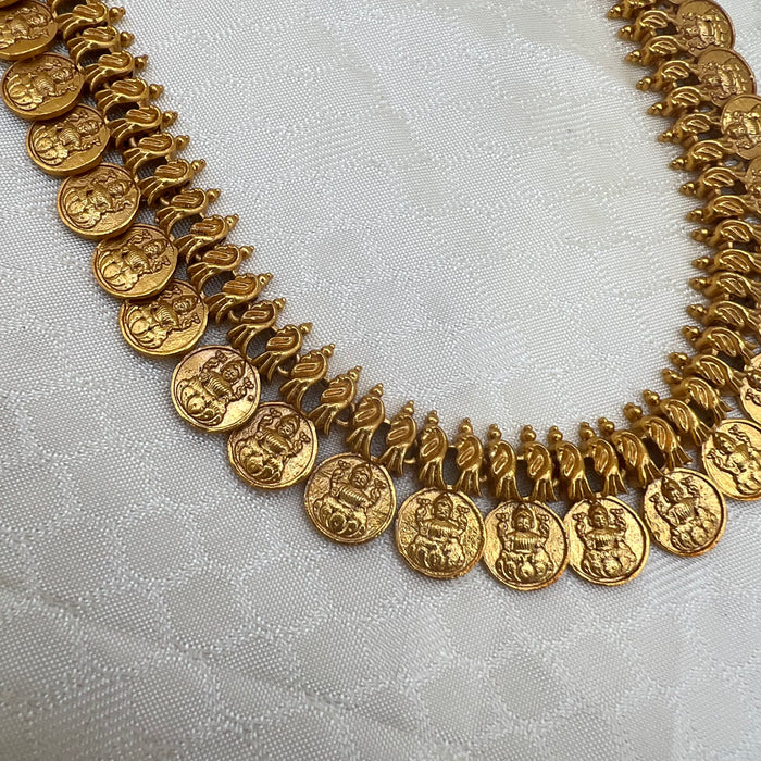 Clearance Antique short necklace