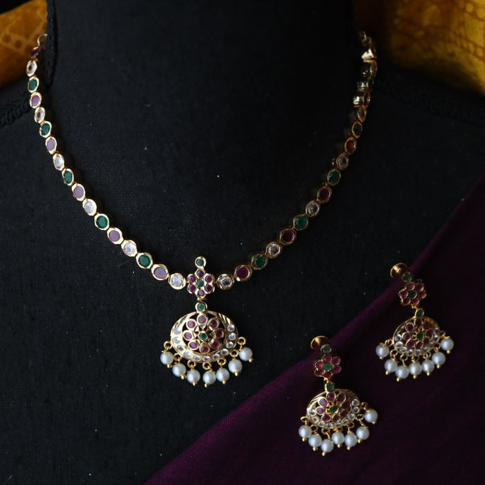 Heritage gold plated ruby green stone and pearl short necklace with earrings 1233443