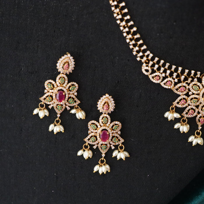 Antique short necklace and earrings 156961