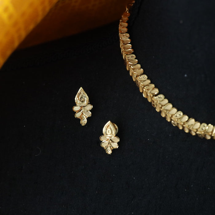 Heritage gold plated short gold necklace with earrings 16577