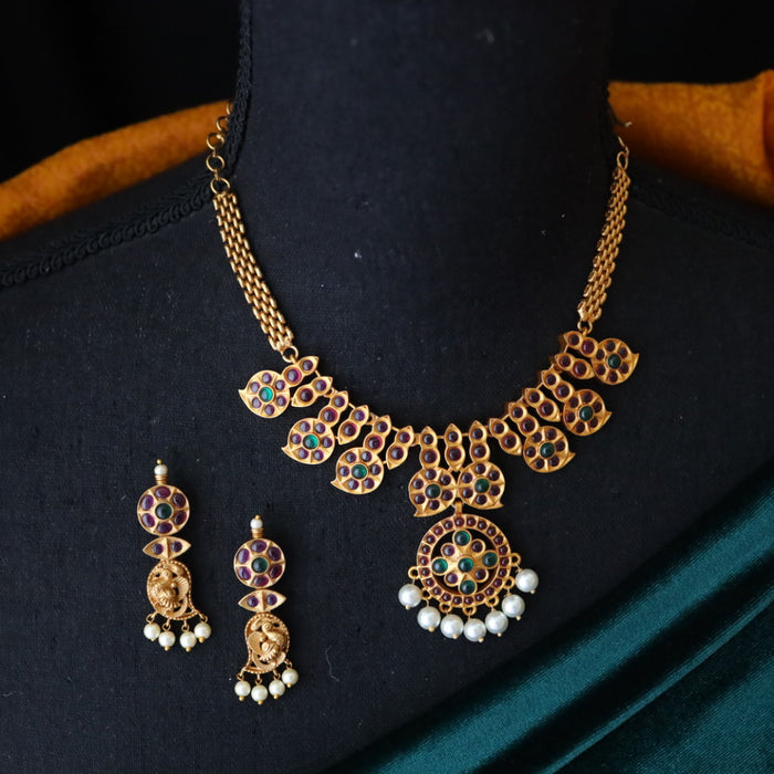 Antique short necklace and earring 15657