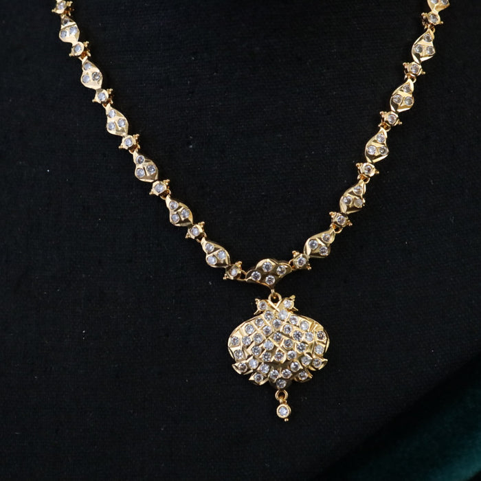 Heritage gold plated short necklace AA14886