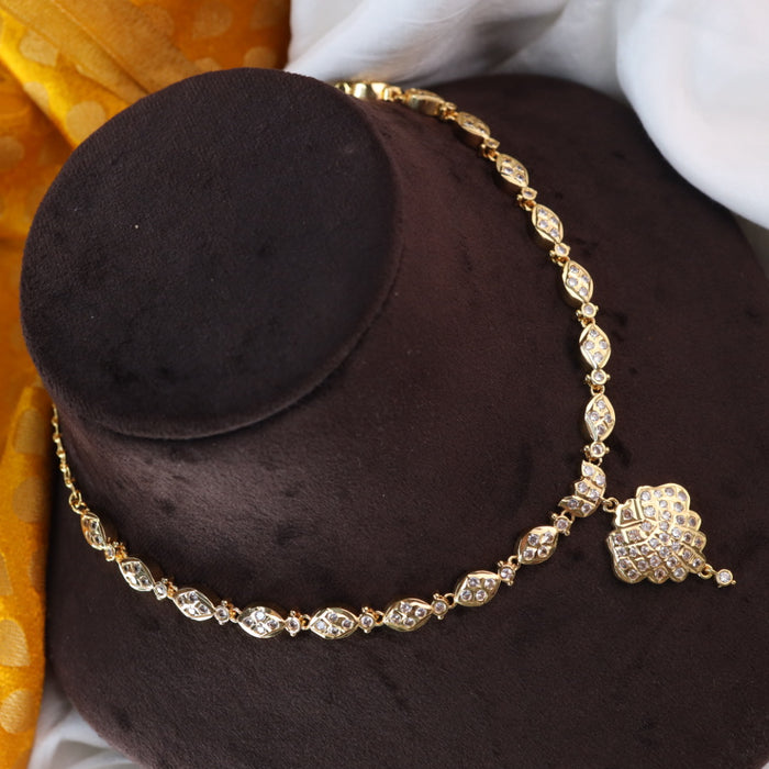 Heritage gold plated white stone short necklace 14888