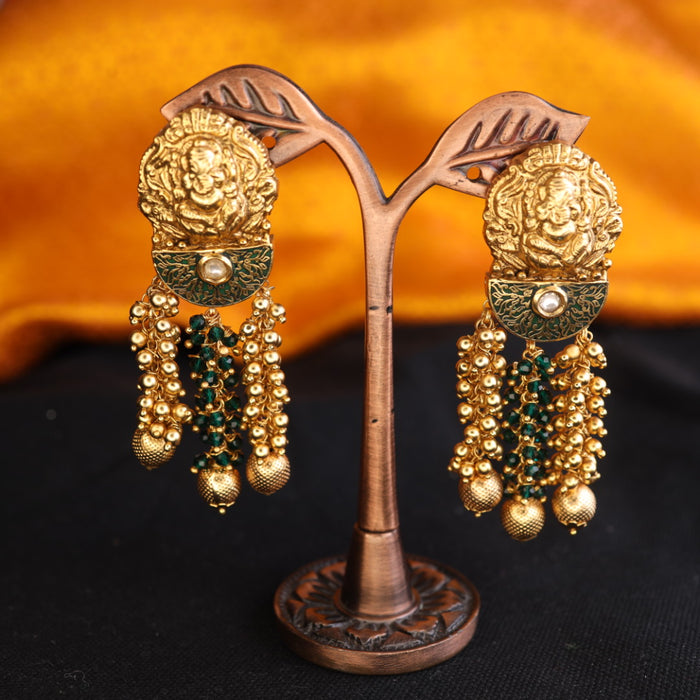 Antique grean pearls flat earrings 124261