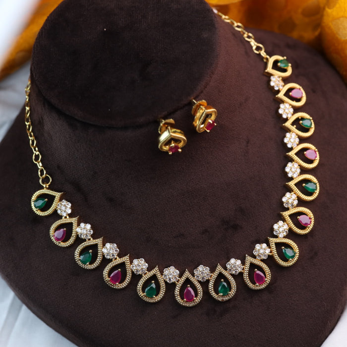 Heritage gold plated  ruby green short necklace necklace 12451