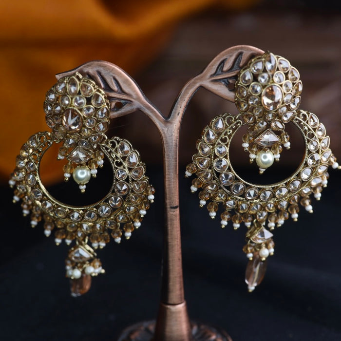 Trendy stones and pearl flat earrings 124676