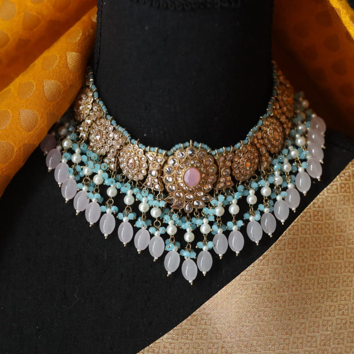 Trendy choker necklace with earrings and tikka 165488