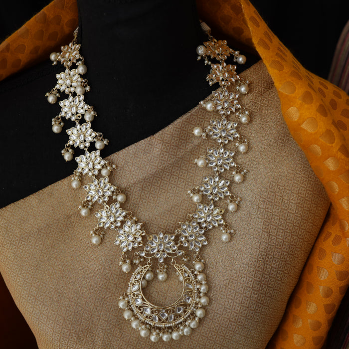 Heera white stone and pearl long necklace with earrings 3827632