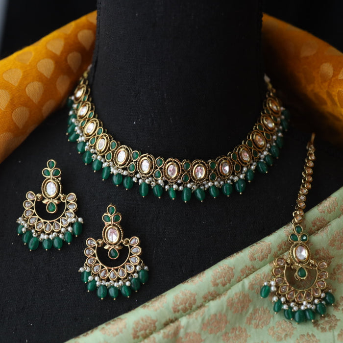 Trendy green bead short necklace with earrings and tikka 146577