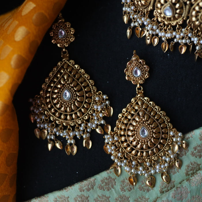 Antique choker necklace and earrings and tikka 15591