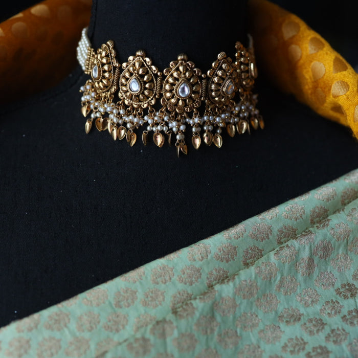 Antique choker necklace and earrings and tikka 15591