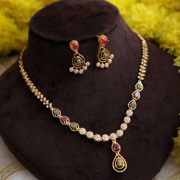 Heritage gold plated short necklace with earrings 13458