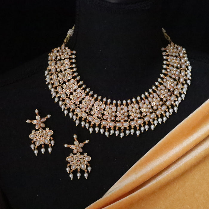 Heritage gold plated short pearl necklace with earrings 134507