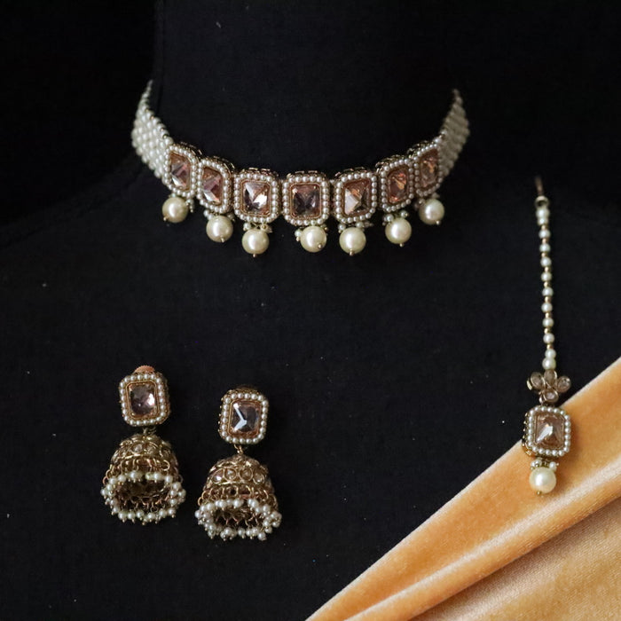Trendy choker necklace with earrings and tikka 134510