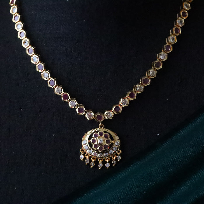 Heritage gold plated ruby white stone short necklace 15846