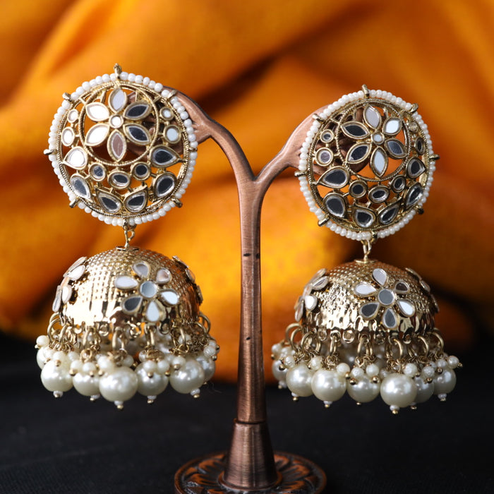 Trendy pearl jumka earrings with tikka 124665