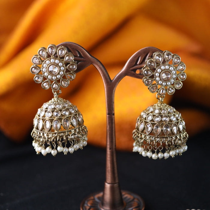 Trendy pearl jumka earrings with tikka 124664