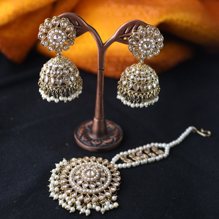 Trendy pearl jumka earrings with tikka 124664